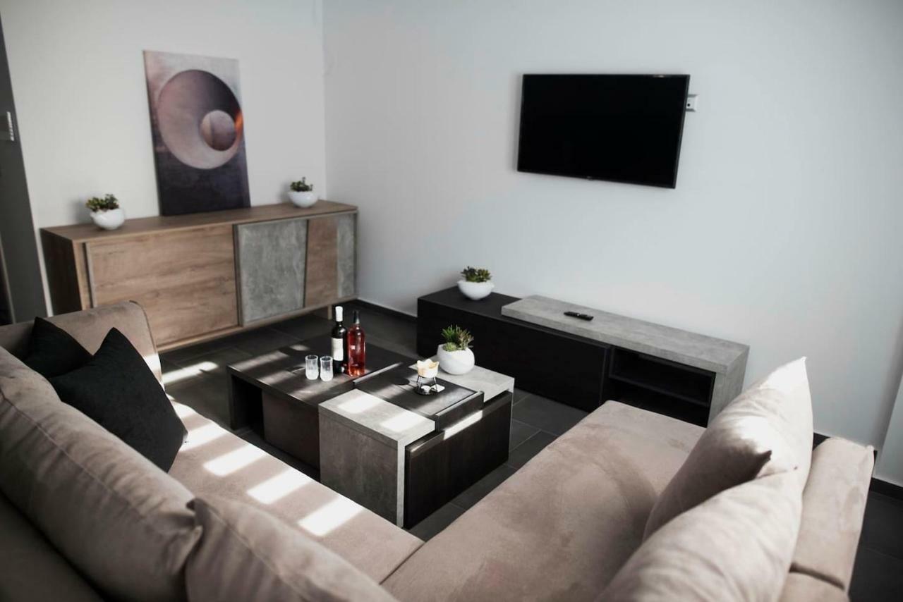 Lf Suites - Irene Thebes Exteriér fotografie